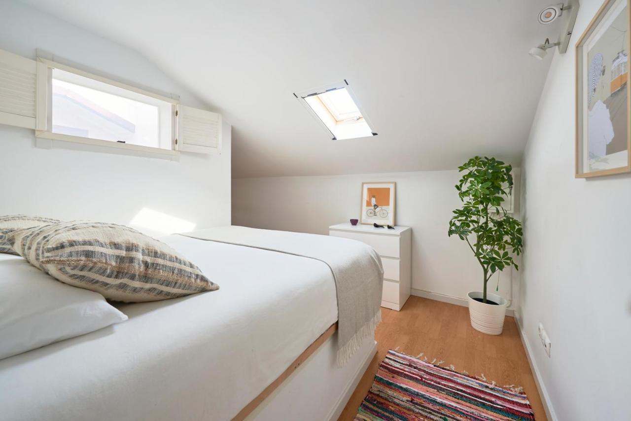 Bright Apt W Balcony, Ac, Parking, By Timecooler Lisboa Exterior foto