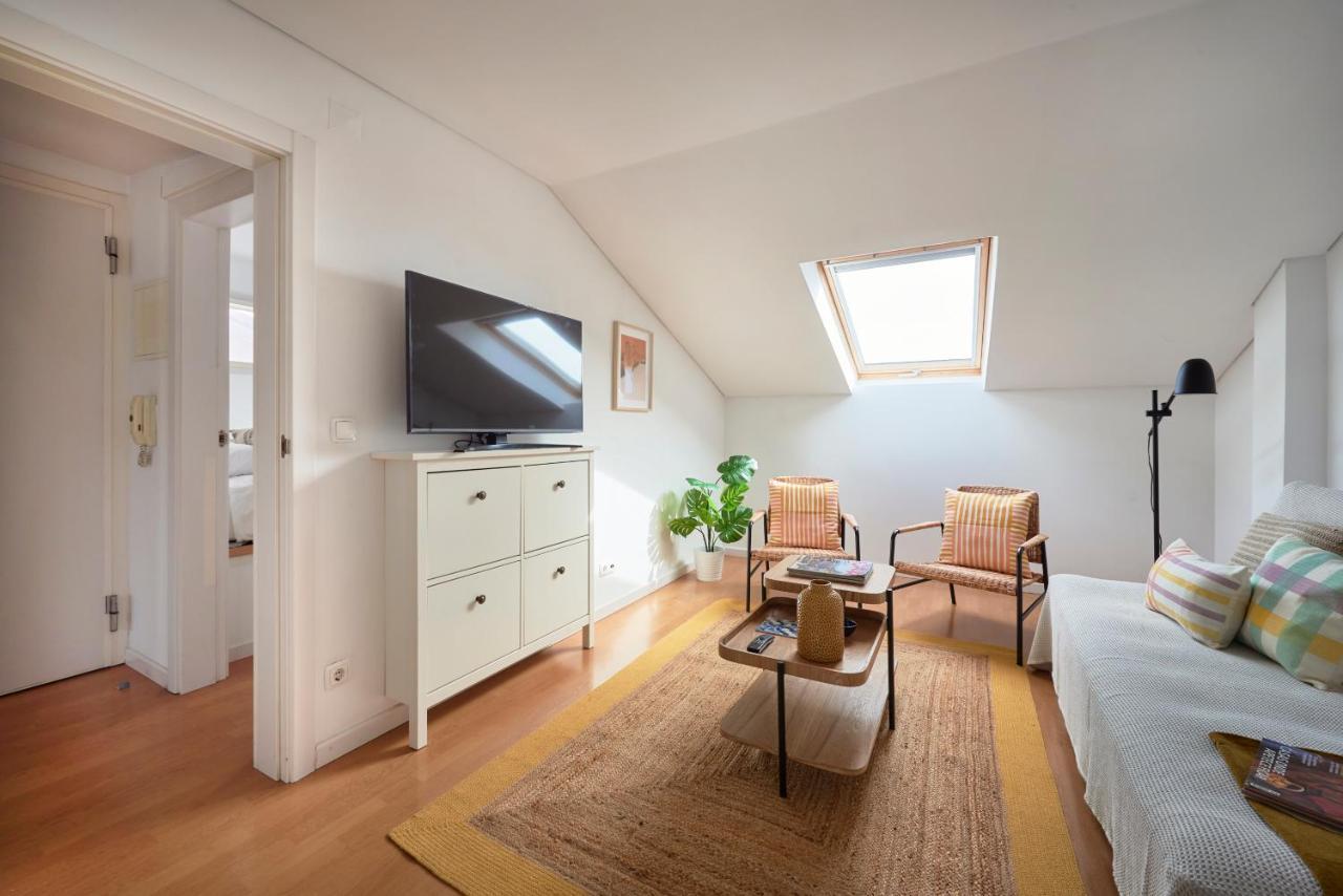 Bright Apt W Balcony, Ac, Parking, By Timecooler Lisboa Exterior foto